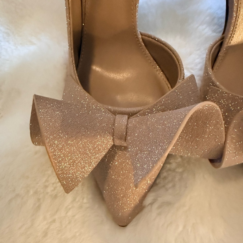 Betsey Johnson Glitter Pink Heels with Bow - Picture 2 of 4